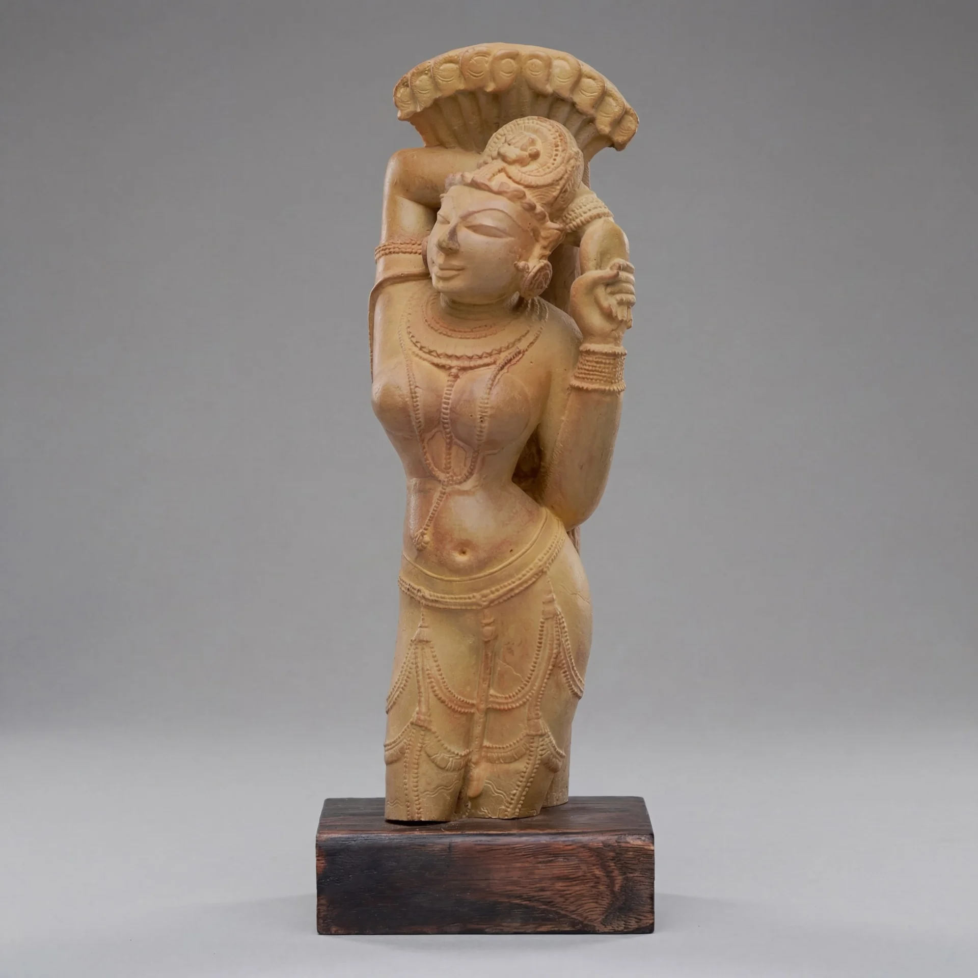 A full-body view of the Alasa Nayika Sculpture, a sandstone-style replica showing a woman in a graceful tribhanga pose.