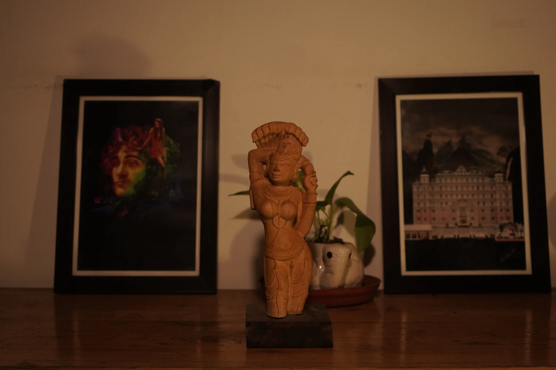 Office Gifting Guide: Meaningful Cultural Artifacts for Workspace